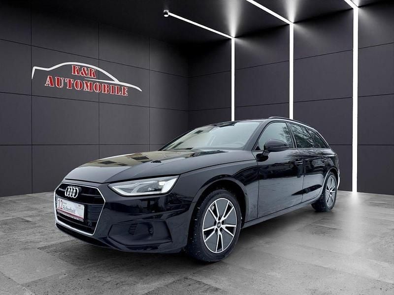 Gebraucht Audi A4 Advanced 163 PS (119 kW) 2022 Brillantschwarz Kombi