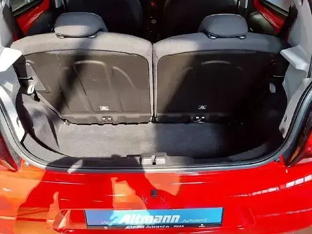 Gebraucht Citroën C1 Shine 72 PS (52 kW) 2020 Zu lackieren rot 3p0/deckende Kleinwagen
