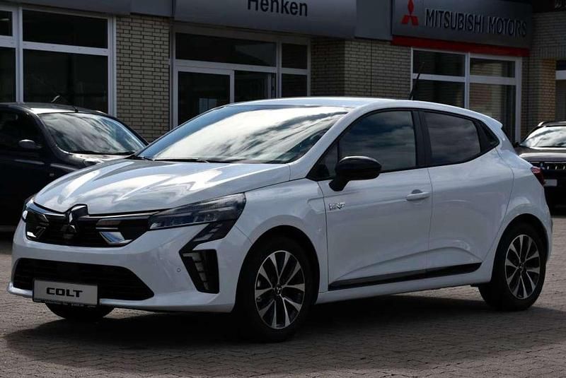Antarktisweiß Neu 2025 Mitsubishi Colt Plus Limousine | 27.735 € (Etwas zu teuer) - Bild 1/4