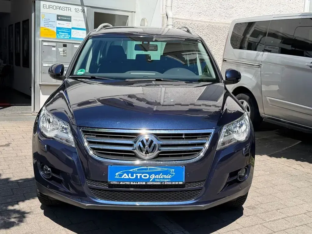 Używany VW Tiguan Team 122 KM (89 kW) 2011 Niebieski SUV