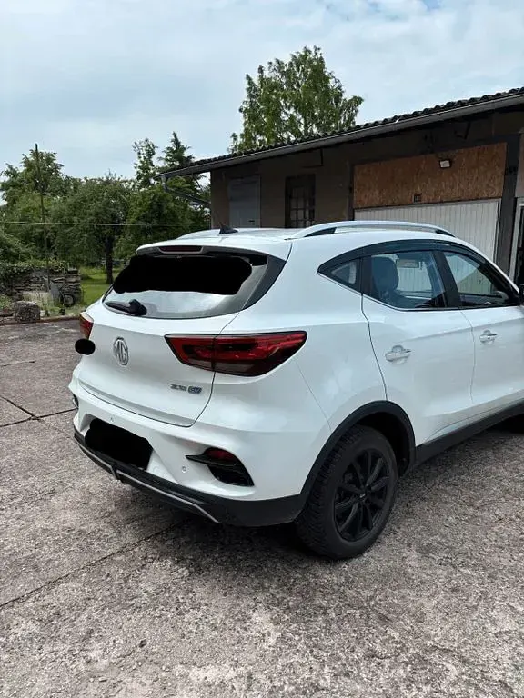 Gebraucht MG ZS 75 kW (102 PS) 2022 Weiß SUV