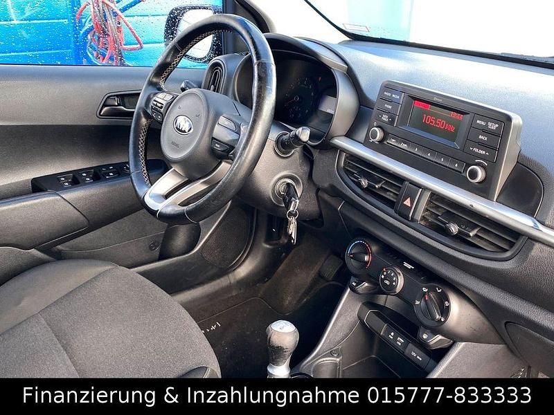 Gebraucht Kia Picanto 67 PS (49 kW) 2019 Schwarz Kleinwagen