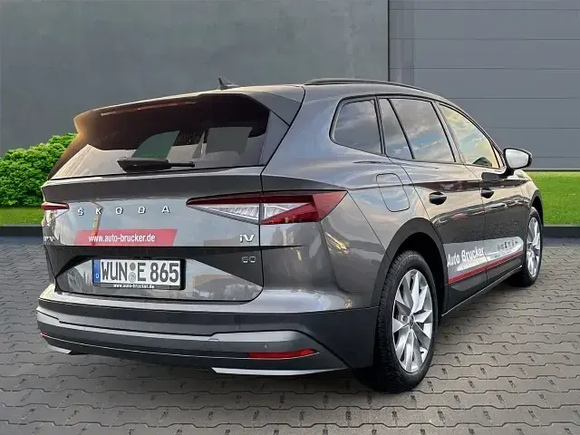 Gebraucht Skoda Enyaq iV Loft 131 kW (179 PS) 2025 Grau SUV