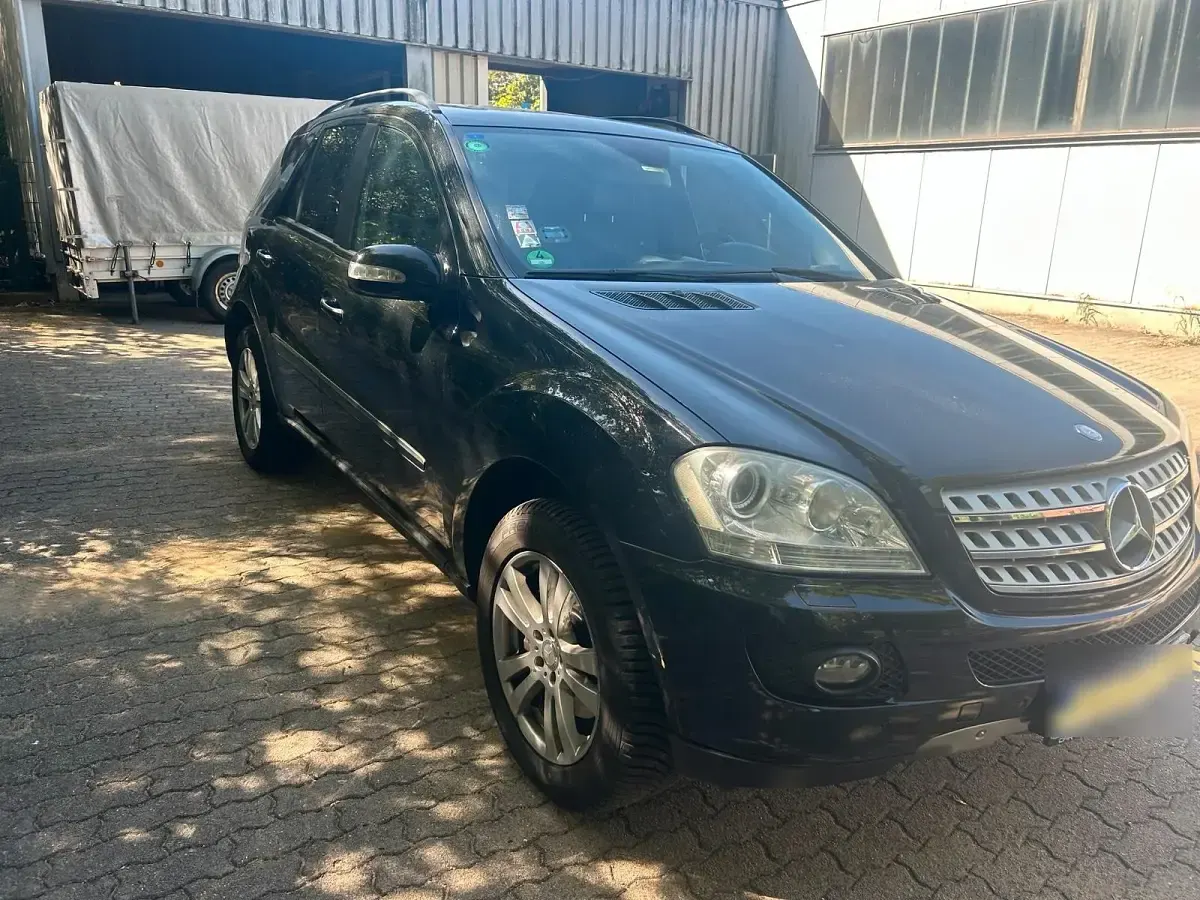 Gebraucht Mercedes 320 224 PS (164 kW) 2007 Schwarz SUV