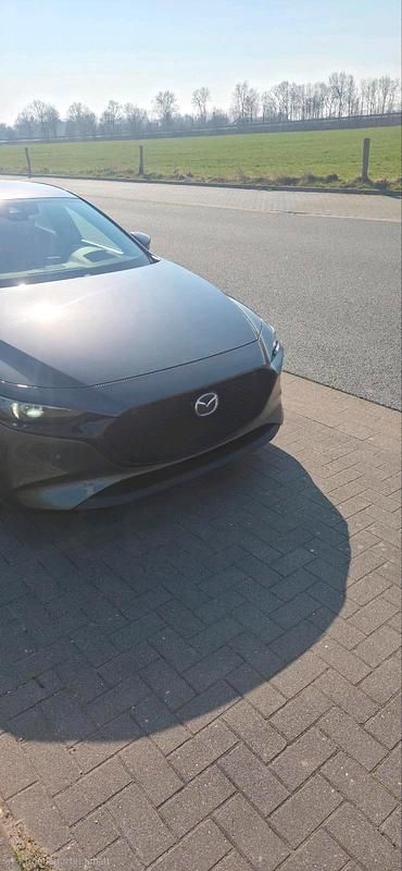 Gebraucht Mazda 3 150 PS (110 kW) 2021 Grau Kleinwagen