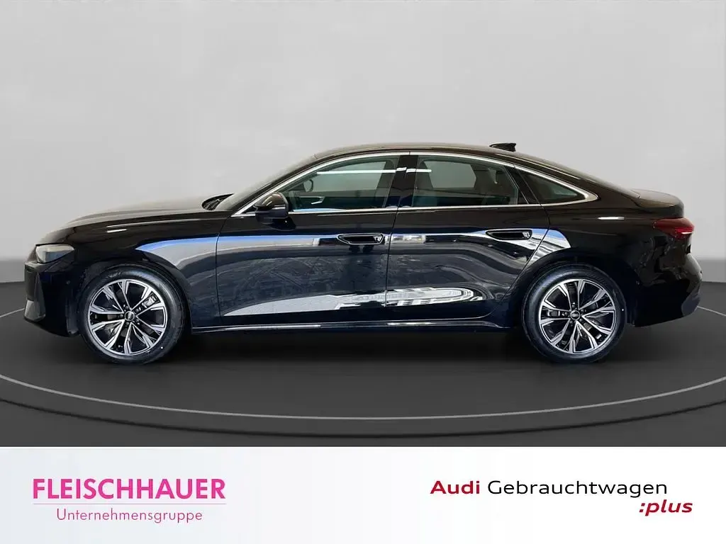 Second-hand Audi A5 Sport 204 CP (150 kW) 2025 Negru Berlinǎ
