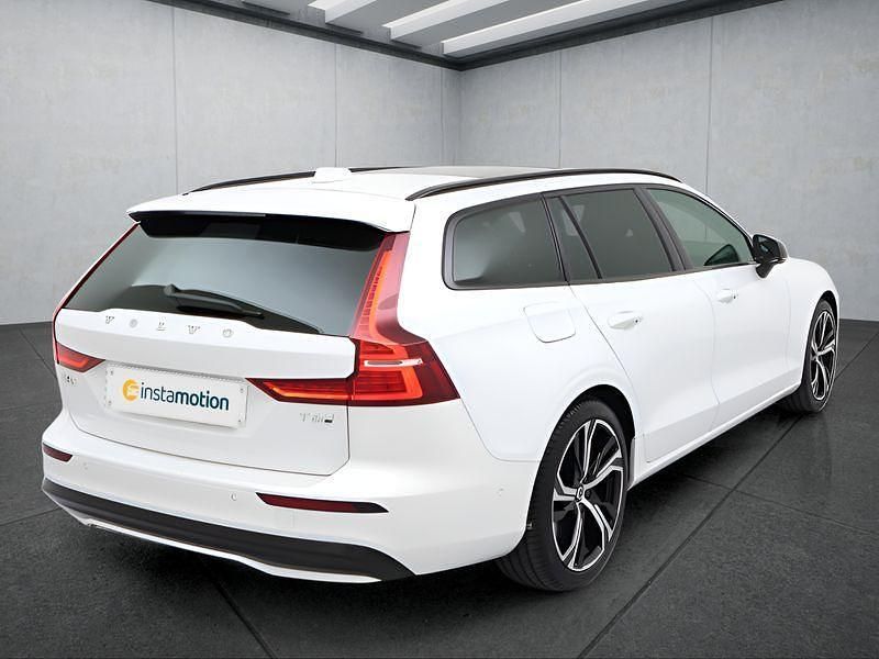 Gebraucht Volvo V60 398 PS (292 kW) 2025 Weiß Kombi