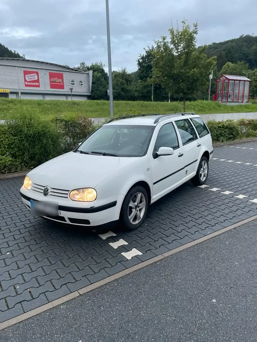 Gebraucht VW Golf IV 101 PS (74 kW) 2004 Weiß Kombi