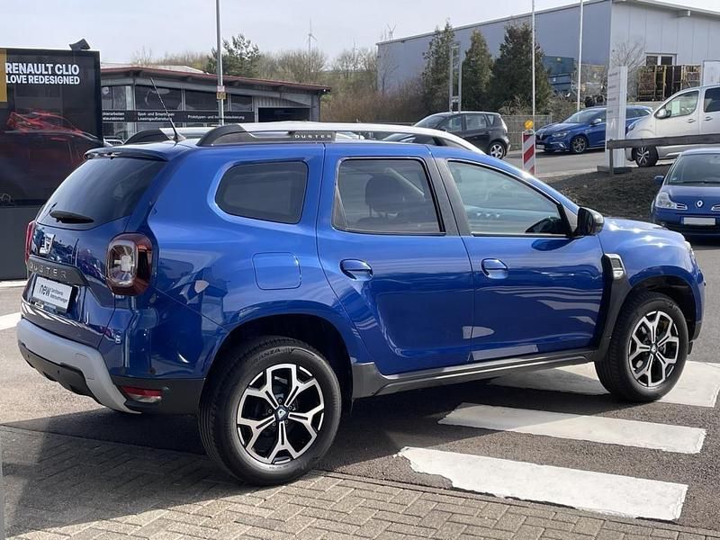 Gebraucht Dacia Duster Celebration 150 PS (110 kW) 2021 Blau SUV