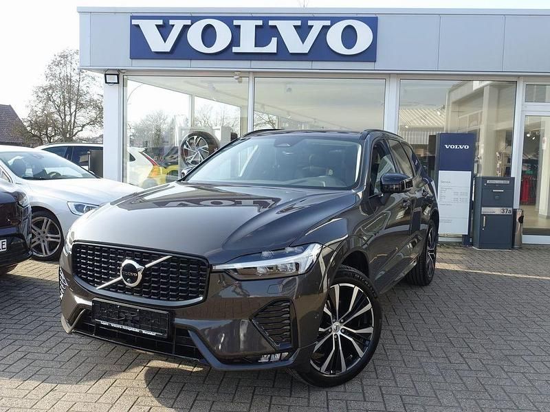 Gebraucht Volvo XC60 Plus 250 PS (183 kW) 2025 Grau SUV