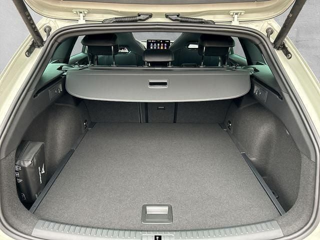 Neu Cupra Leon 150 PS (110 kW) 2025 Grau Kombi