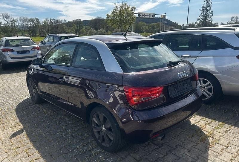 Usata Audi A1 Attraction 86 CV (63 kW) 2013 Rosso Utilitaria