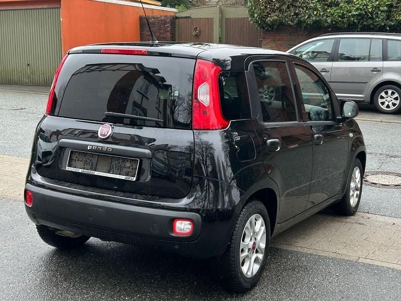 Gebraucht Fiat Panda More 69 PS (50 kW) 2018 Schwarz Kleinwagen