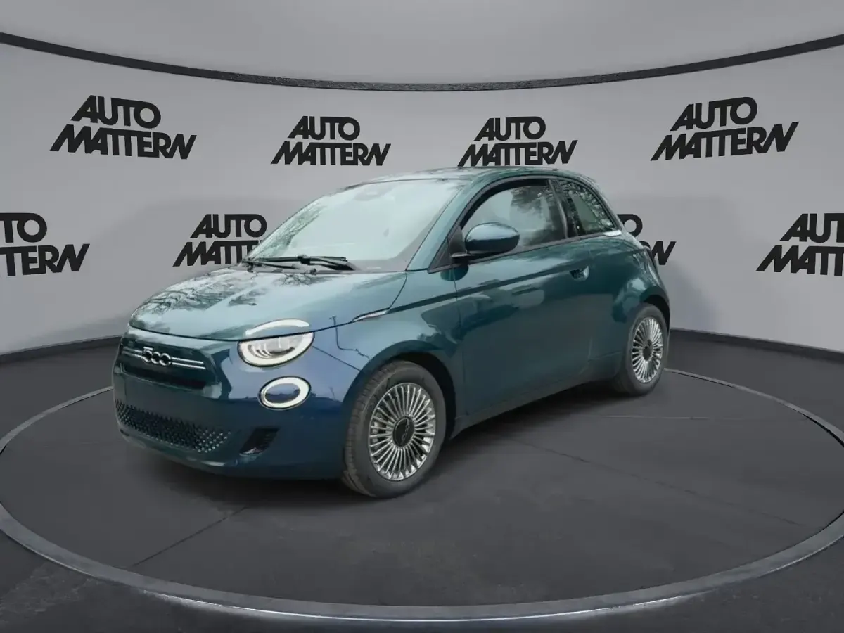Neu Fiat 500 48 PS (35 kW) 2026 Grün Limousine