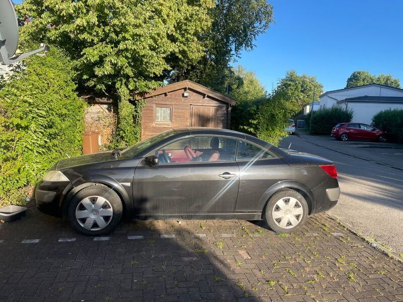 Schwarz Gebraucht 2002 Renault Mégane Cabriolet Privilege Cabrio | 1.200 € (Guter Preis) - Bild 1/4