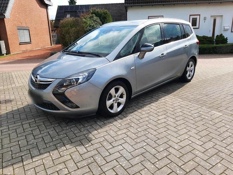 Gebraucht Opel Zafira 140 PS (102 kW) 2014 Grau Van / Kleinbus