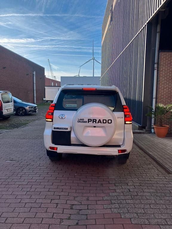 Gebraucht Toyota Prado 231 PS (169 kW) 2019 Weiß SUV