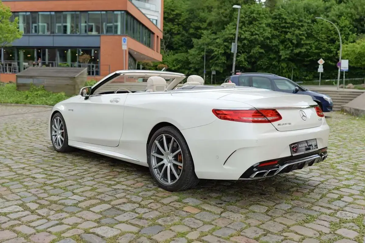Gebraucht Mercedes S63 AMG AMG 585 PS (430 kW) 2016 Weiß Cabrio