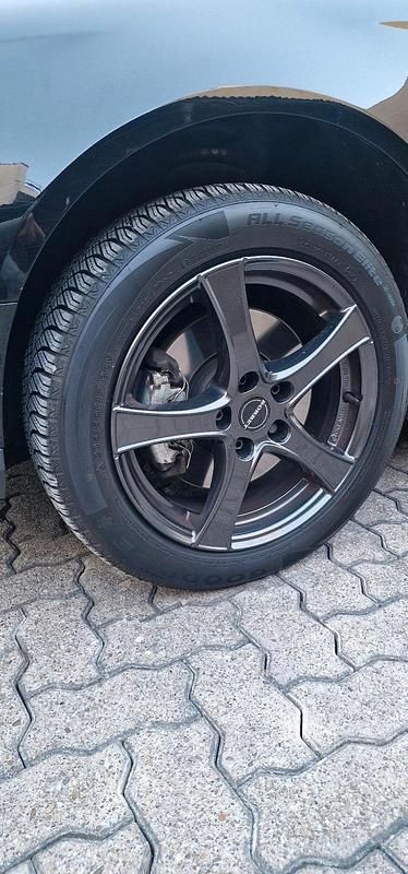 Gebraucht VW Passat 160 PS (117 kW) 2010 Schwarz Limousine