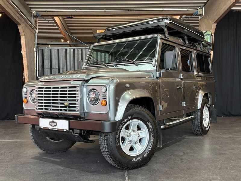 Grau Gebraucht 2009 Land Rover Defender SUV | 49.900 € - Bild 1/4