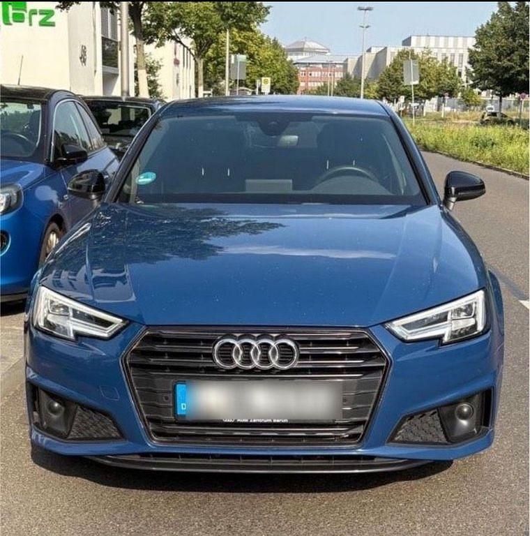 Blau Gebraucht 2019 Audi A4 S-Line Limousine | 21.999 € (Superpreis) - Bild 1/4