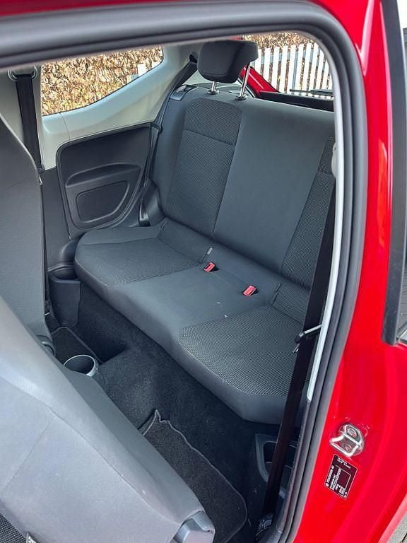 Gebraucht VW up! 60 PS (44 kW) 2014 Rot Kleinwagen