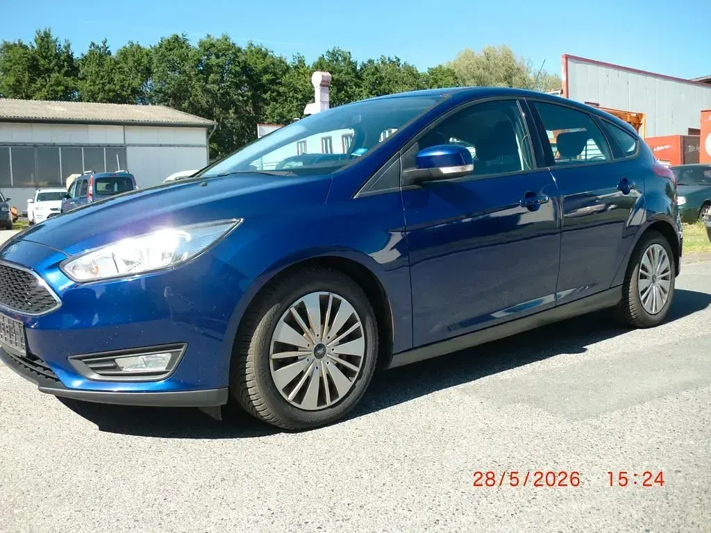 Gebraucht Ford Focus 120 PS (88 kW) 2016 Blau Limousine