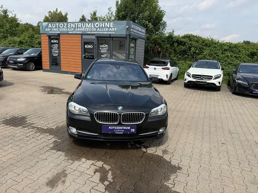 Gebraucht BMW 520 Sport Line 184 PS (135 kW) 2012 Schwarz Limousine