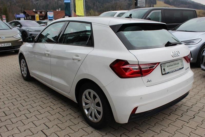 Gebraucht Audi A1 Sportback Advanced 110 PS (80 kW) 2022 Weiß Kleinwagen