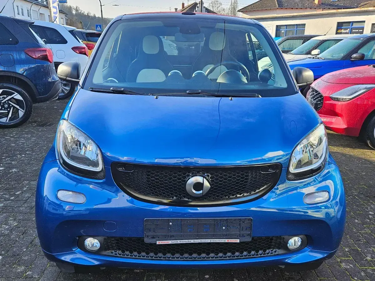 Gebraucht Smart ForTwo Cabrio Basis 90 PS (66 kW) 2017 Blau Cabrio