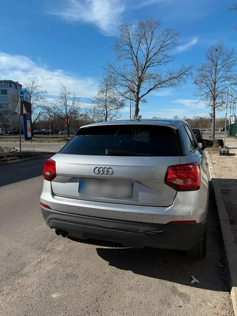 Gebraucht Audi Q2 Comfort 150 PS (110 kW) 2018 Grau SUV