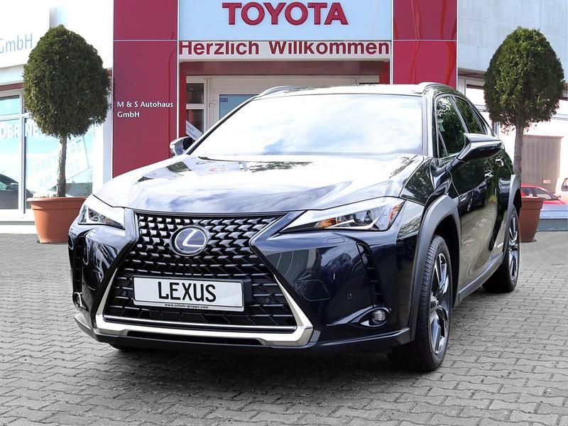Gebraucht 2022 Lexus UX SUV | 38.290 € - Bild 1/4