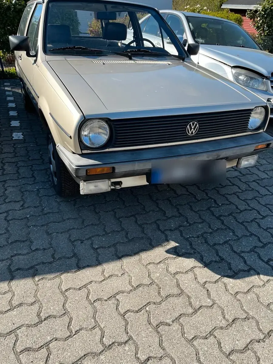 Gebraucht VW Polo 39 PS (28 kW) 1984 Silber Coupé