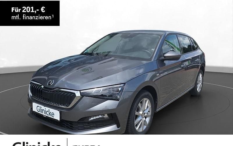 Graphitegrau metallic Gebraucht 2022 Skoda Scala Tour Kleinwagen | 17.270 € (Fairer Preis) - Bild 1/4