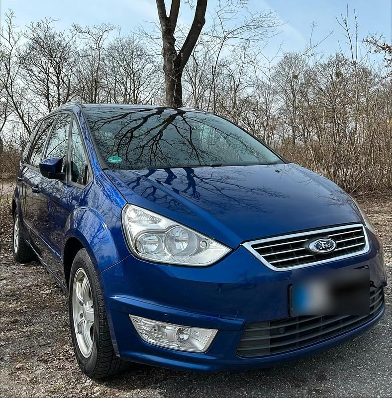 Gebraucht Ford Galaxy 163 PS (119 kW) 2014 Blau Van / Kleinbus