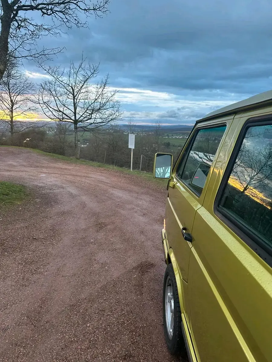 Używany VW Multivan 95 KM (69 kW) 1989 Zielony Minivan