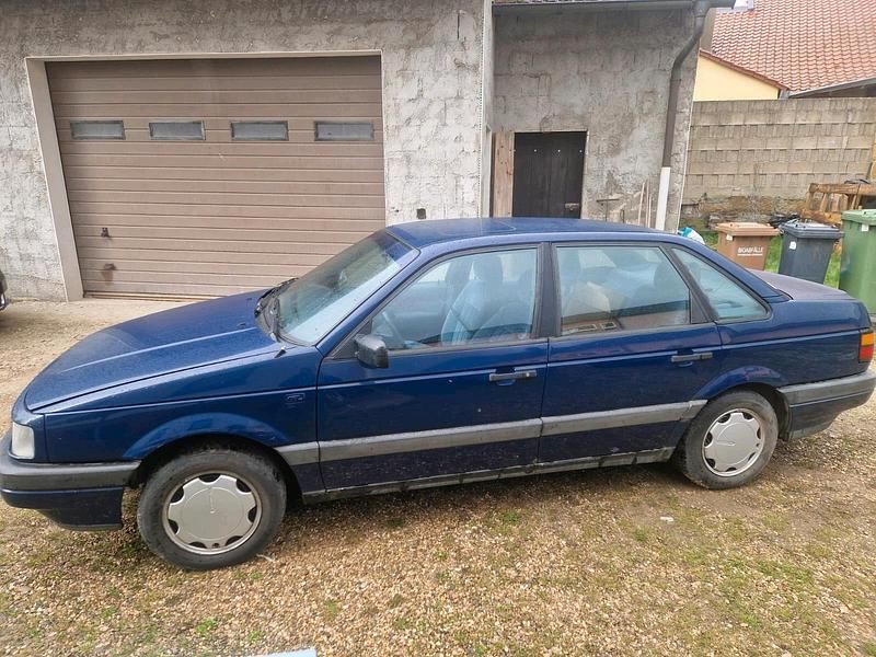 Gebraucht VW Passat 75 PS (55 kW) 1991 Blau Limousine