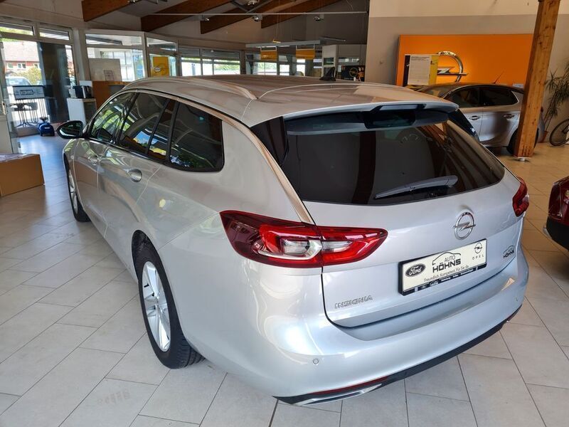 Gebraucht Opel Insignia Business 174 PS (127 kW) 2022 Silber Kombi
