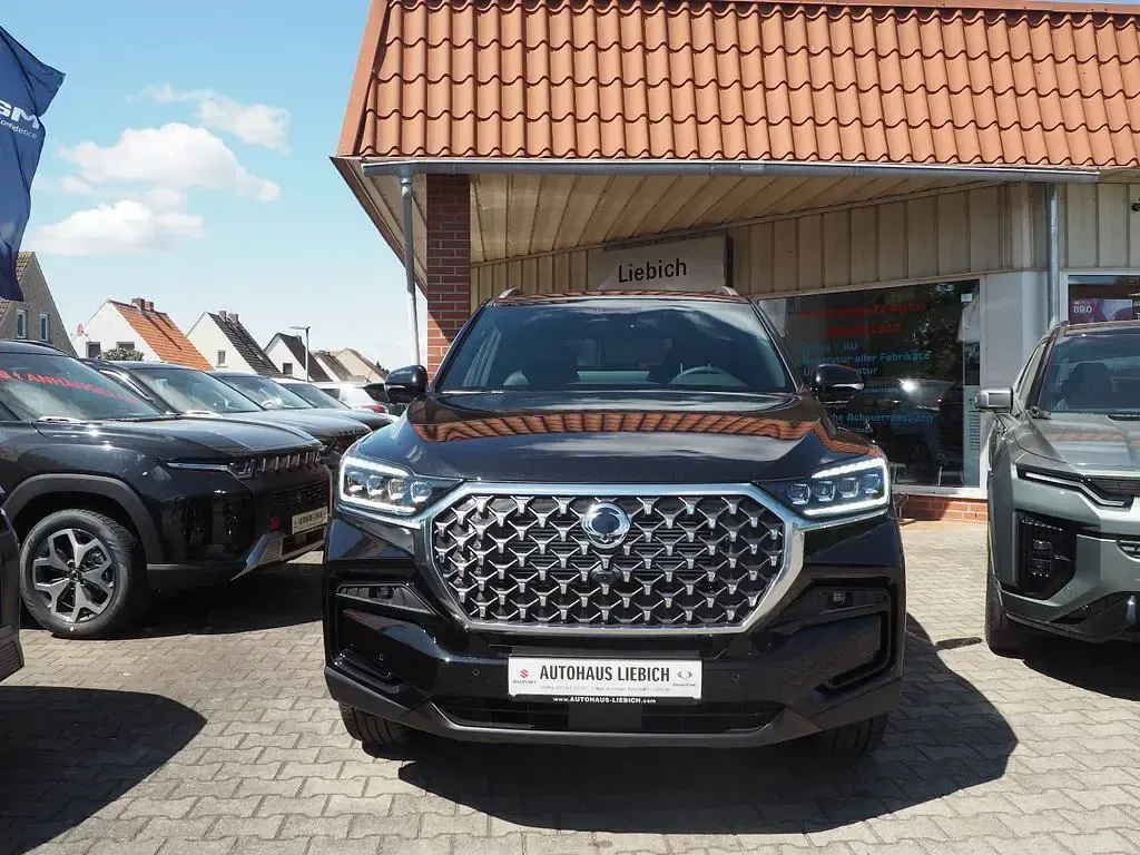 Gebraucht KGM Rexton 201 PS (147 kW) 2025 Schwarz SUV