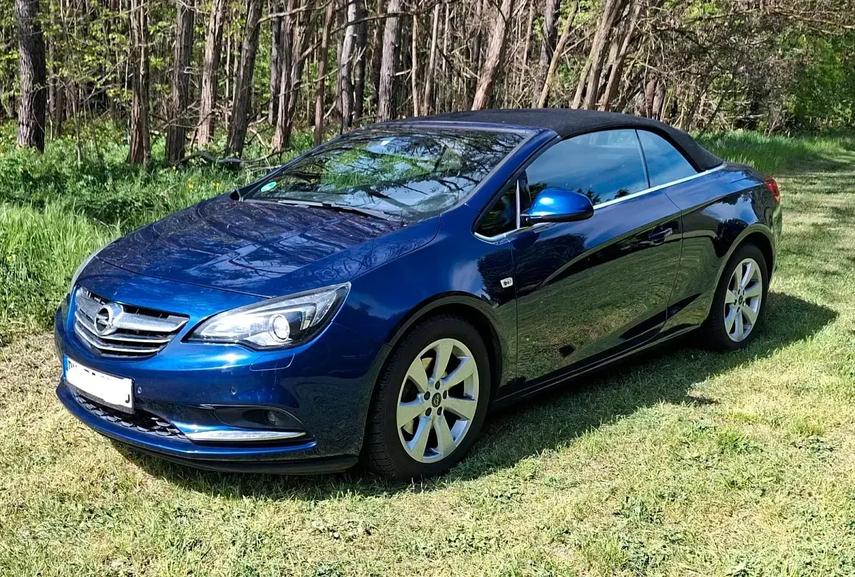 Gebraucht Opel Cascada 165 PS (121 kW) 2013 Blau Cabrio