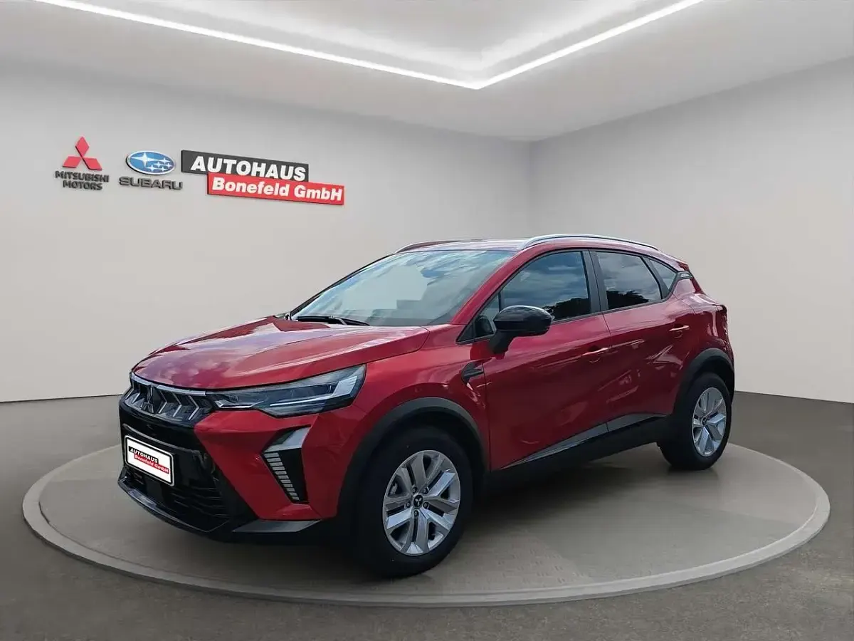 Neu Mitsubishi ASX Diamant Edition 140 PS (102 kW) 2026 Aurorarot (m) SUV