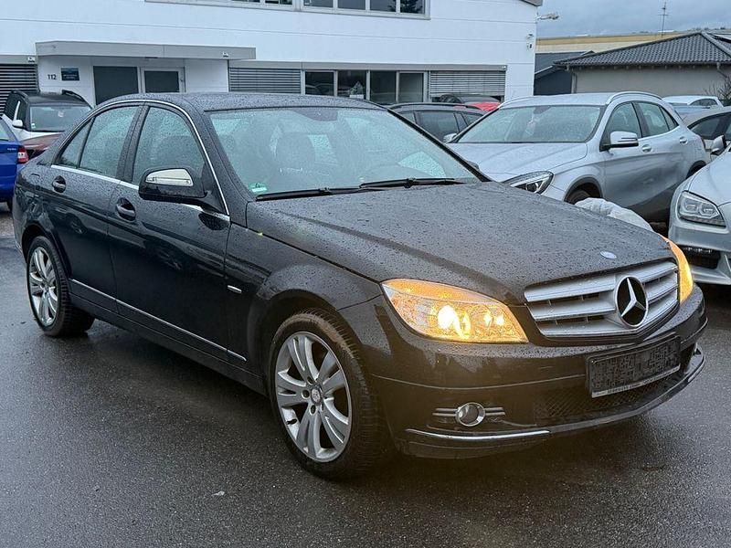 Gebraucht Mercedes C220 170 PS (125 kW) 2009 Schwarz Limousine