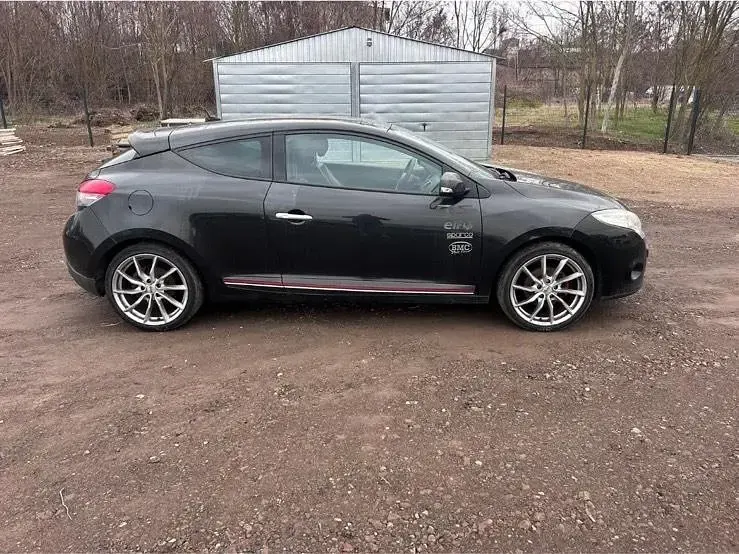 Używany Renault Mégane 131 KM (96 kW) 2010 Czarny Coupe