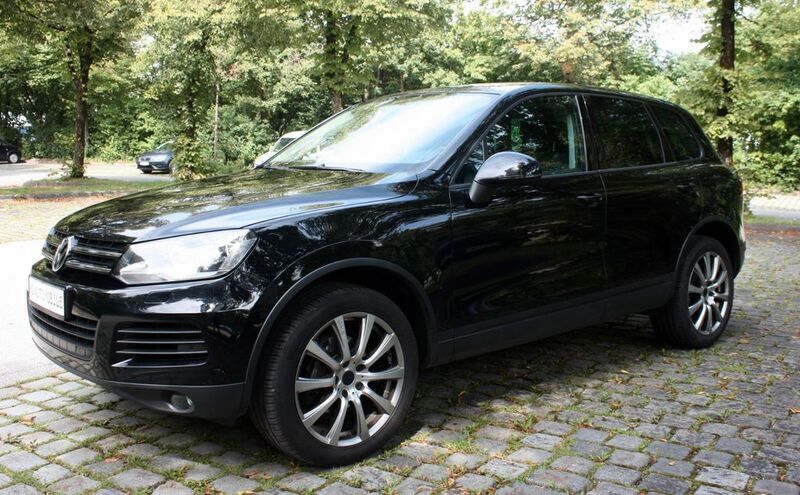 Schwarz Gebraucht 2012 VW Touareg SUV | 16.499 € (Fairer Preis) - Bild 1/4