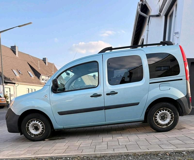 Gebraucht Renault Kangoo 106 PS (77 kW) 2008 Blau Van / Kleinbus
