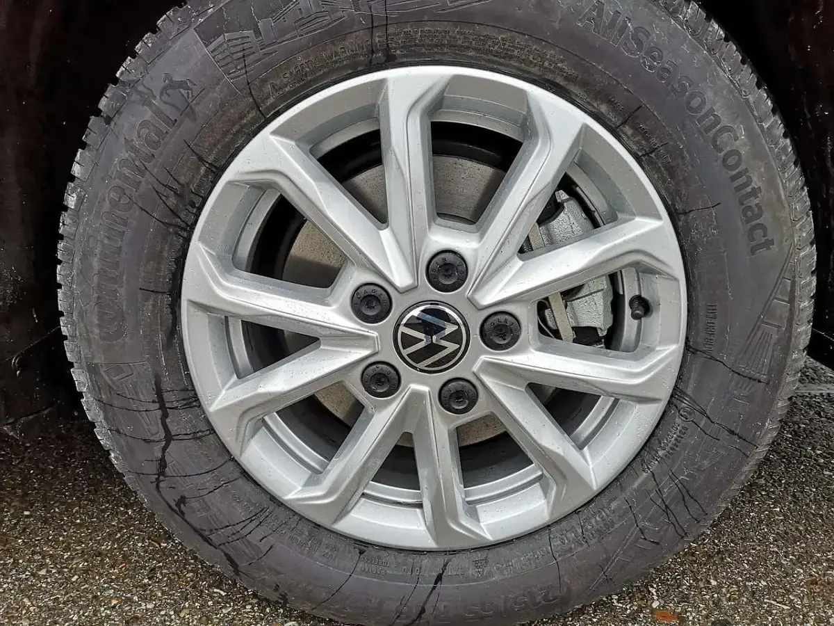 Neu VW California Beach 150 PS (110 kW) 2025 Monosilber metallic / ... Van