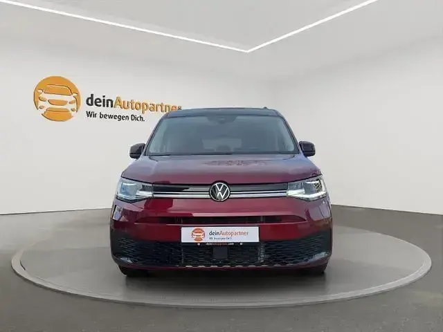 Używany VW Caddy Maxi Edition 122 KM (89 kW) 2025 Czerwony Minivan