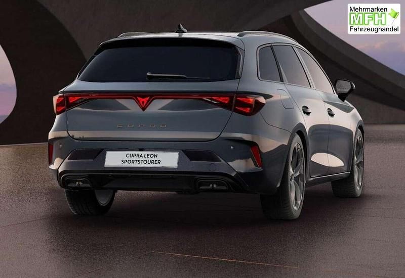 Nouă Cupra Leon 150 CP (110 kW) 2026 Albastru Break