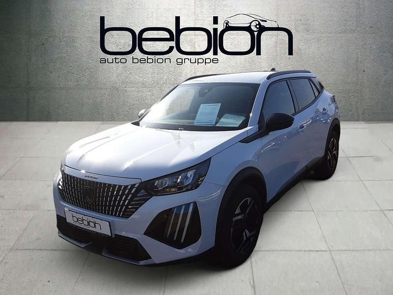 Weiß Gebraucht 2023 Peugeot 2008 Allure SUV | 25.980 € (Etwas zu teuer) - Bild 1/4