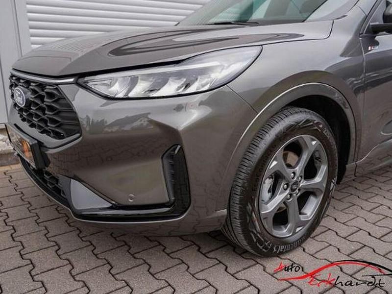 Gebraucht Ford Kuga ST-Line 186 PS (136 kW) 2025 Grau SUV